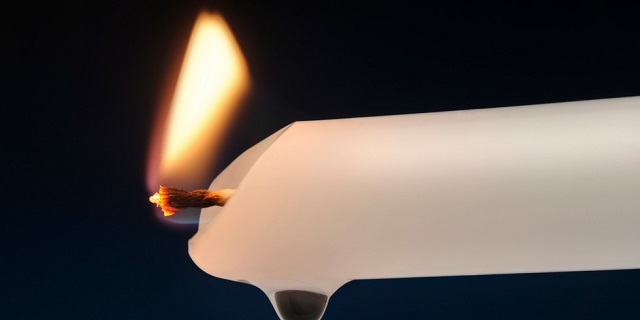Womana��s cookie jar burnt over married man