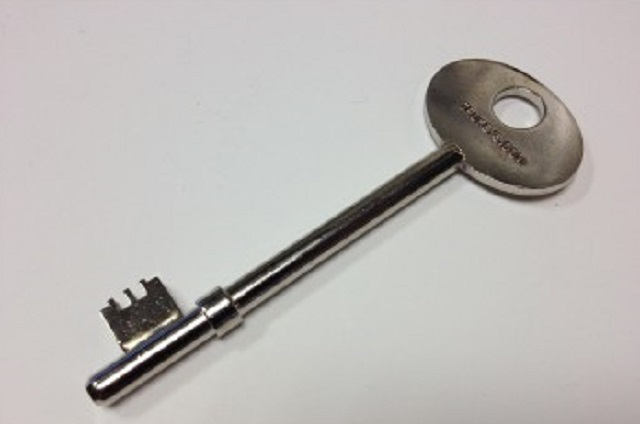 Fight over toilet keys turns bloody