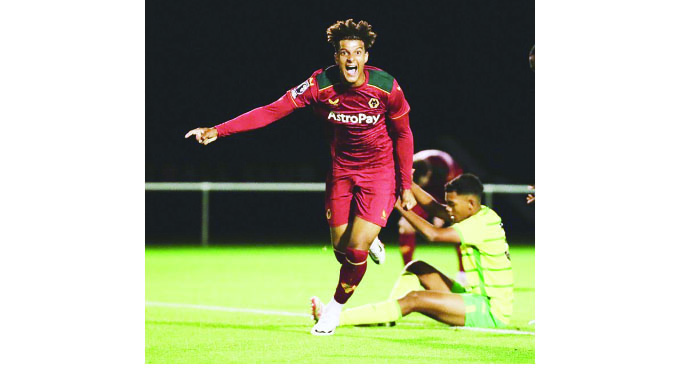 ZIM DUO SHINES IN WOLVES DRAW