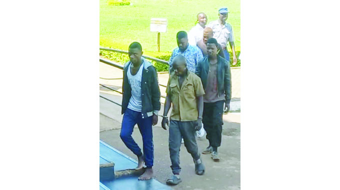 TEENAGERS NABBED FOR US$10 ROBBERY