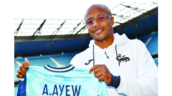 Andre Ayew signs for Le Havre