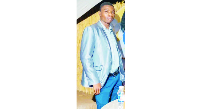 UZ DUO DEVELOPS E-COMMERCE PLATFORM. . . needs US$313 995 investment