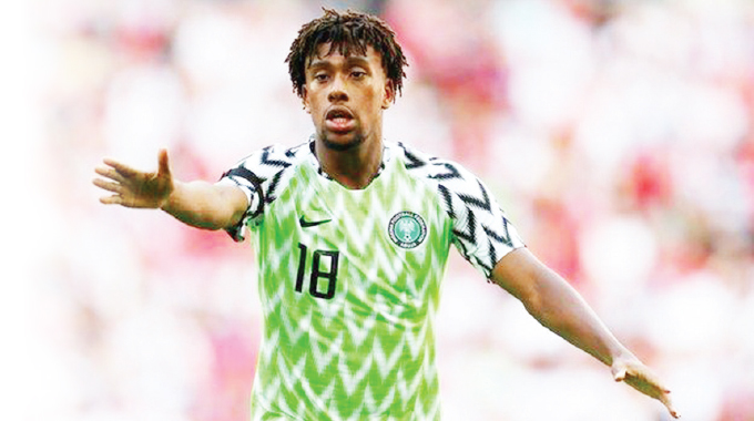 IWOBI PRAISES WARRIORS