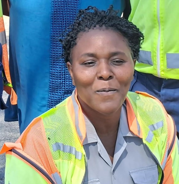 Cop dies at roadblock