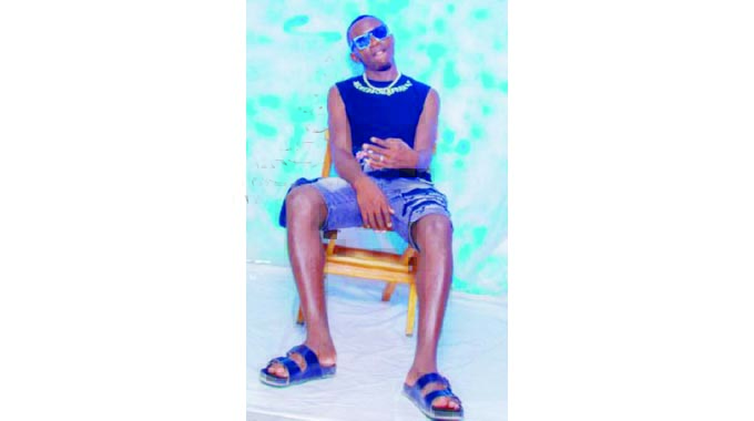 LINKS MAN WANTS TO MAKE A MARK