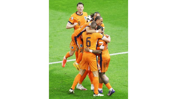 Dutch showed heart: Koeman