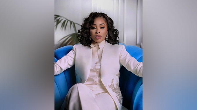 WATCH: Khanyi Mbau’s Face Surgery Goes Viral– Critics and Fans Weigh In