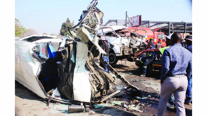 Cop kills three, injures 31