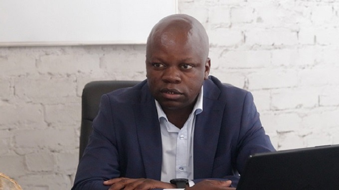 Dynamos chairman, Vincent Chawonza