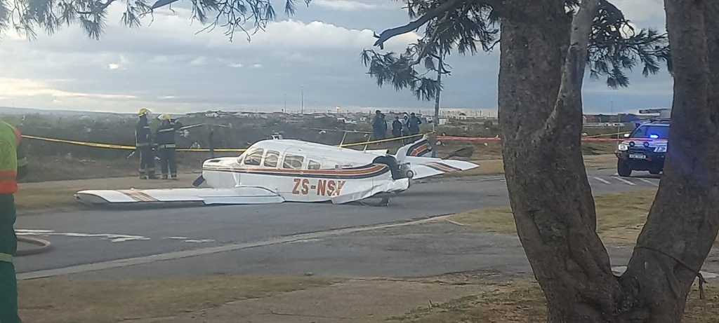 Pothole causes airplane crash!