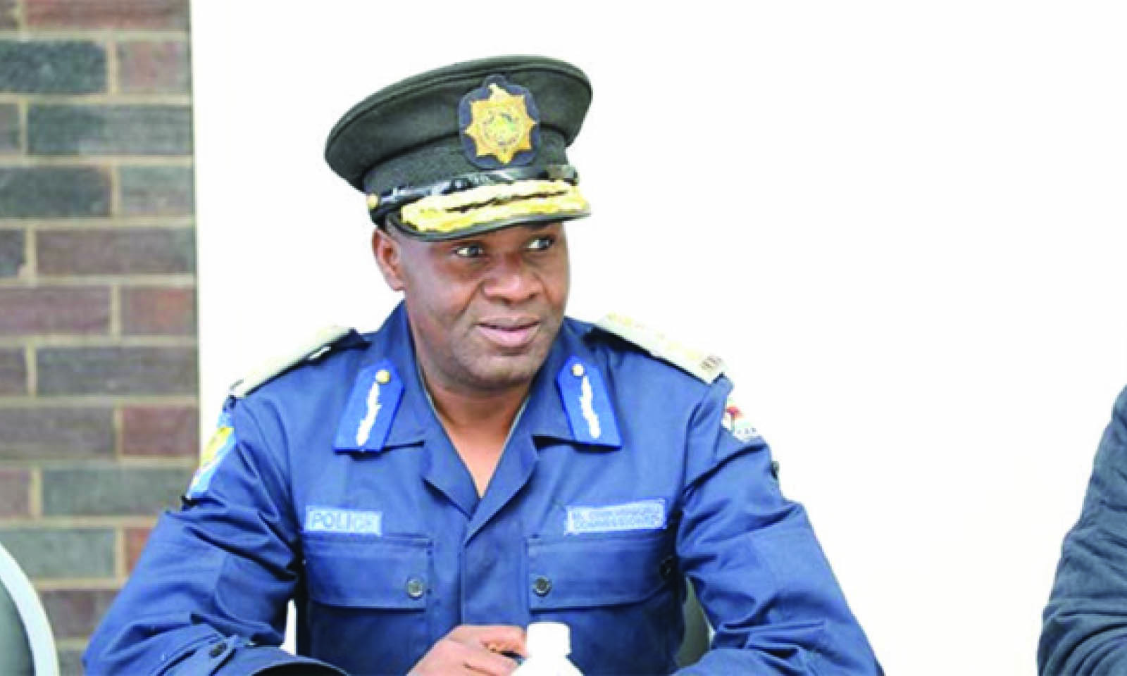 CARS IMPOUNDED BY MUNICIPAL COPS SHOULD FIRST PASS THROUGH A POLICE STATION, SAYS TOP COP