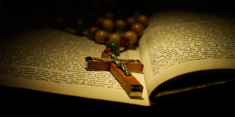 Christians do not walk by sight; they walk by faith
