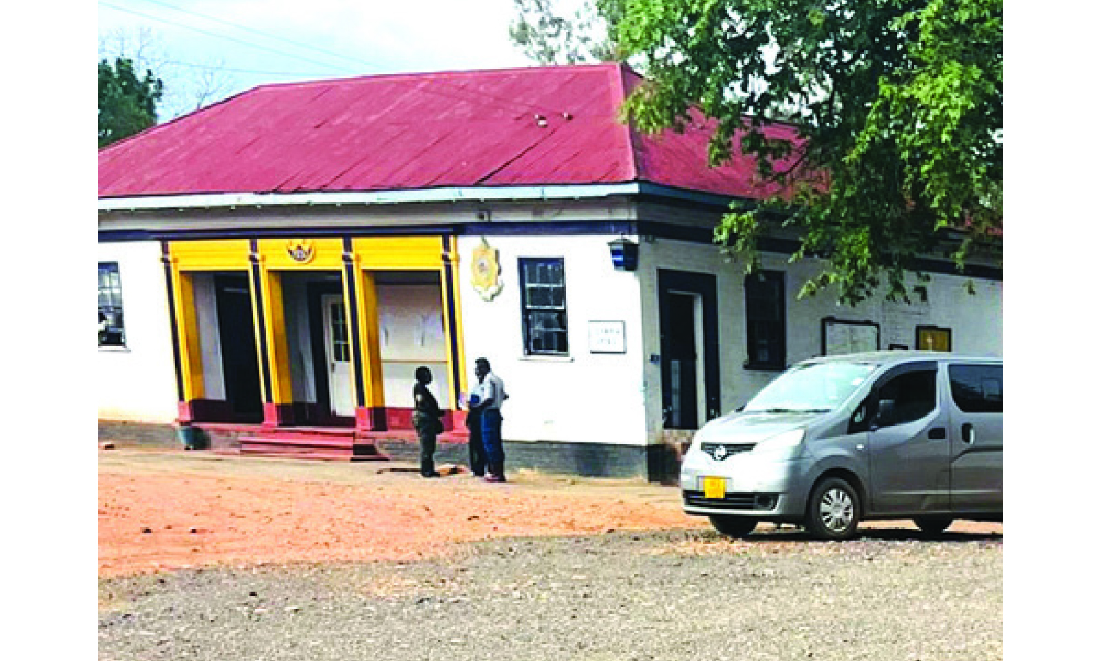 BUSINESSMAN’S BUSH SEX BACKFIRES BADLY . . . Robbers call wife demanding US$400 ransom