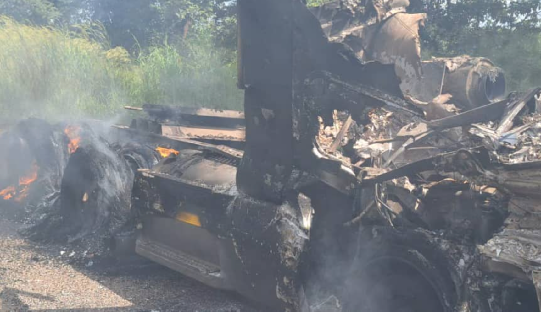 Driver escapes death after truck caught fire