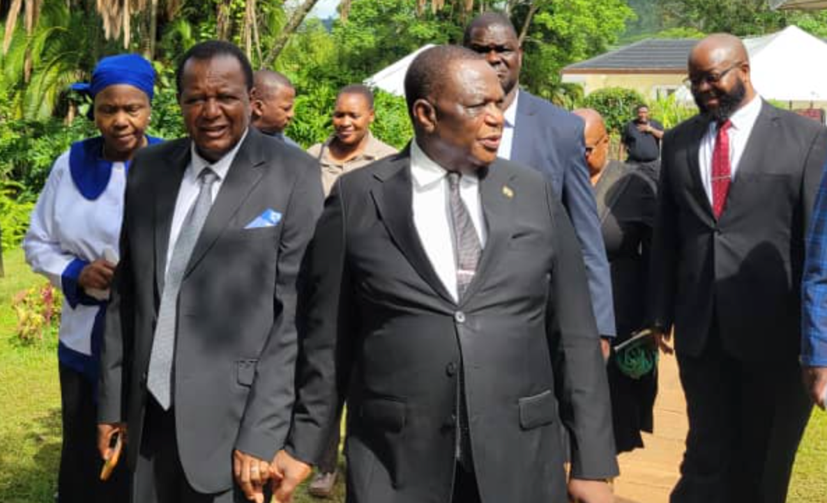 VP Chiwenga consoles Muchinguri, Kashiri families