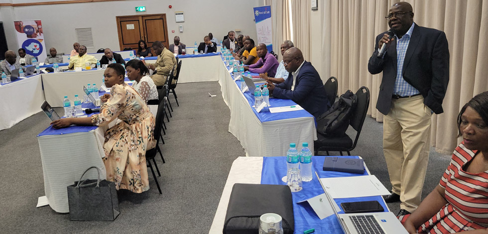 Timber Producers Fenderation chief executive officer, Dr Darlington Duwa (left) addresses delegates during the timber value chain validation seminar in Mutare on Tuesday