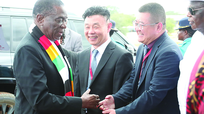 President Mnangagwa arrives in Beitbridge for the ground-breaking of a US$3.6bn industrial park