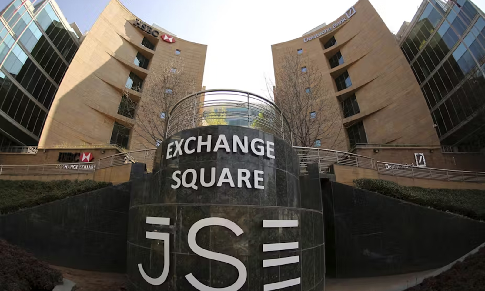 SA foreign stock selling as investors opt for bonds