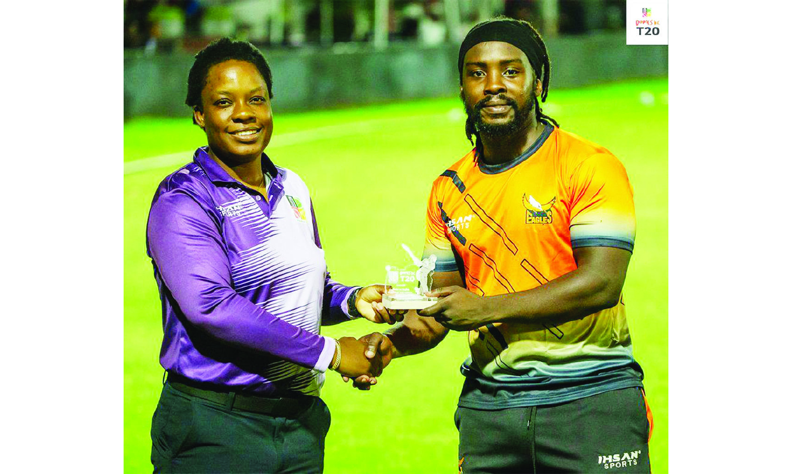Rhinos, Eagles stay perfect