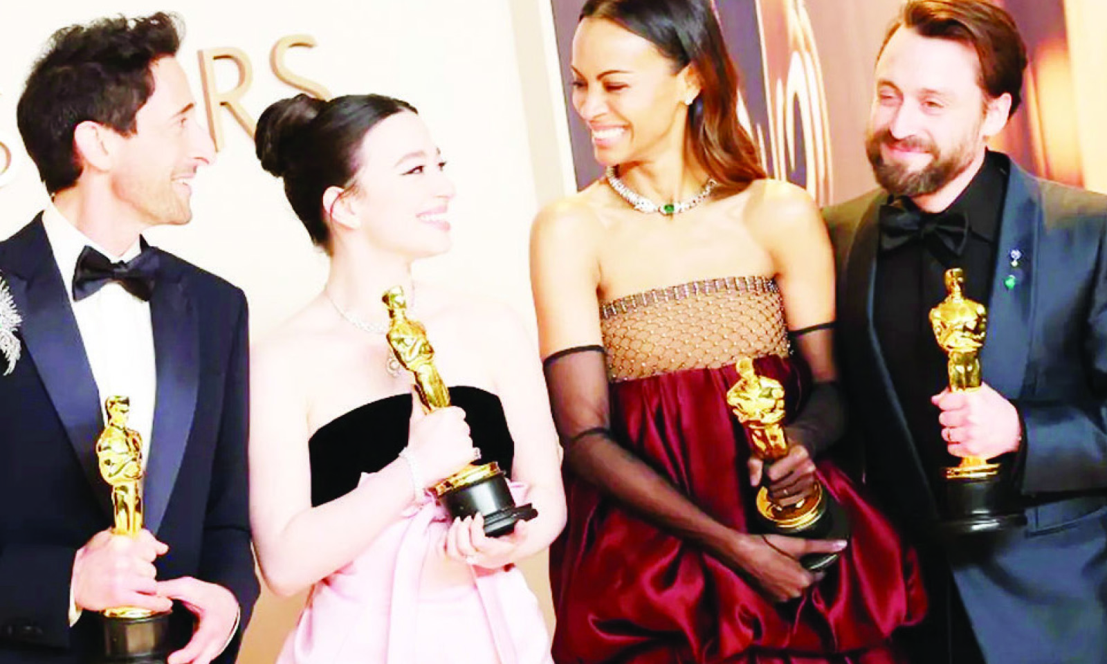 A MOVIE ABOUT A NEW YORK STRIPPER SWEEPS OSCARS