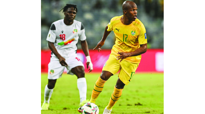 Warriors fight back, fail to get maximum points