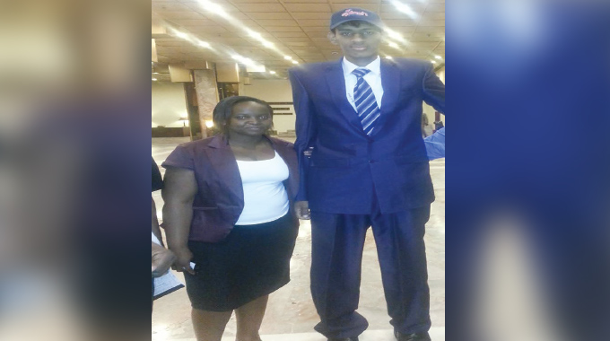 A journalist’s encounter with two giants and a very tall man