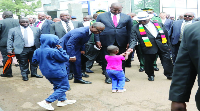 Heart-warming gesture… President Mnangagwa’s surprise gift for young girls at ZITF