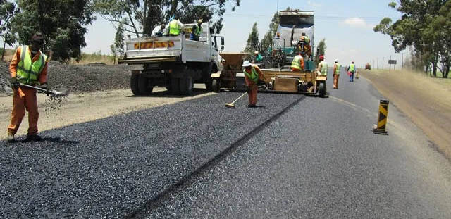 Government is upgrading key roads in Manicaland to improve transportation and facilitate business growth across the province