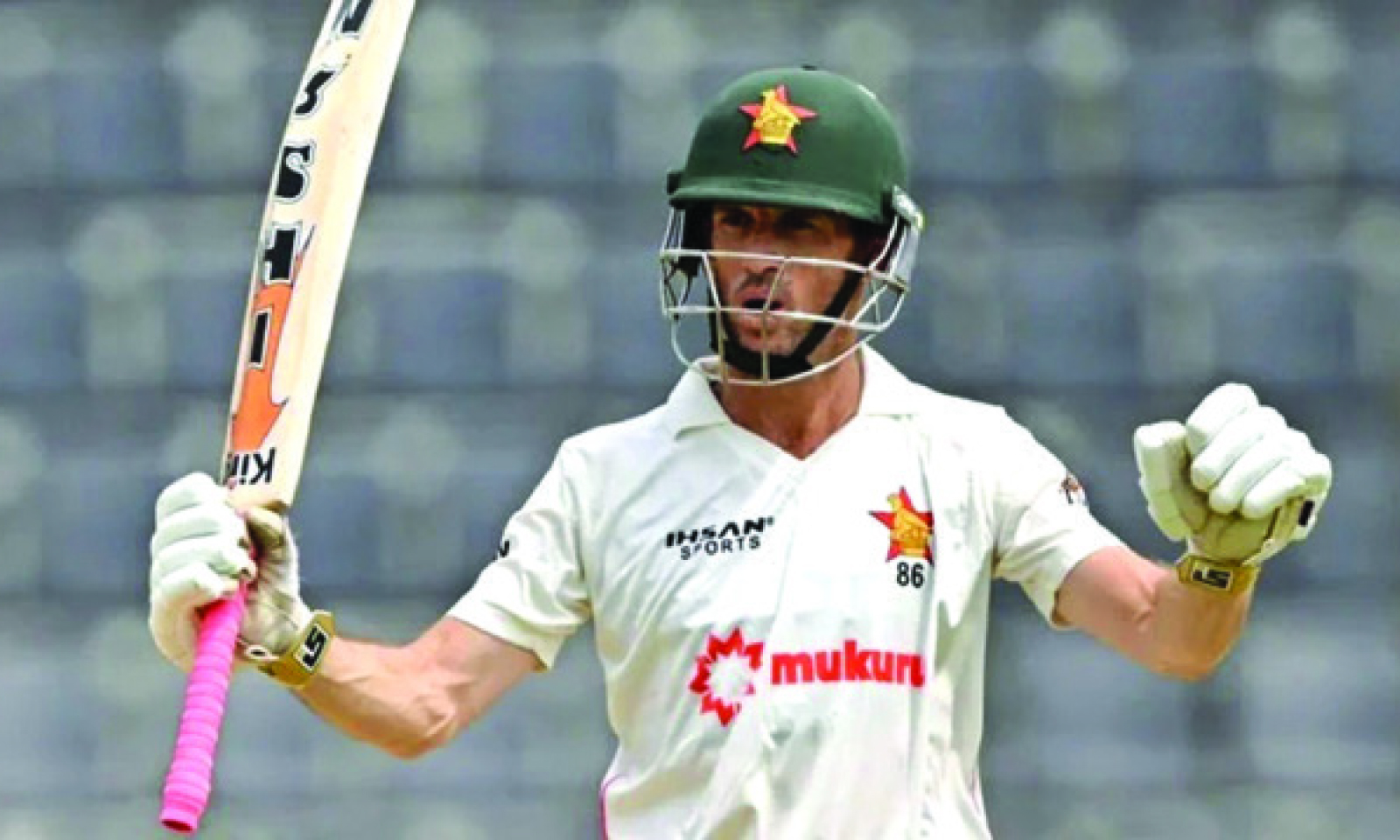 Williams crosses 20-year mark