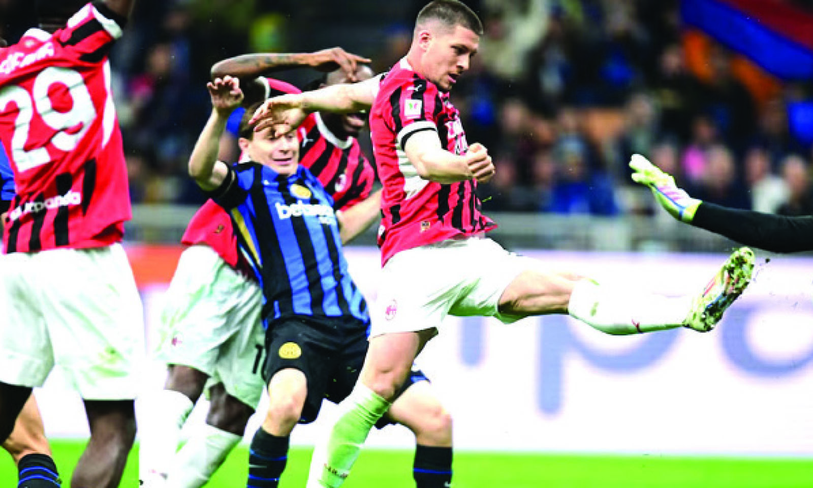 JOVIC DOUBLE FIRES MILAN INTO COPPA ITALIA FINAL