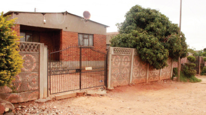 Police break down door to arrest female ganja dealer selling to teens