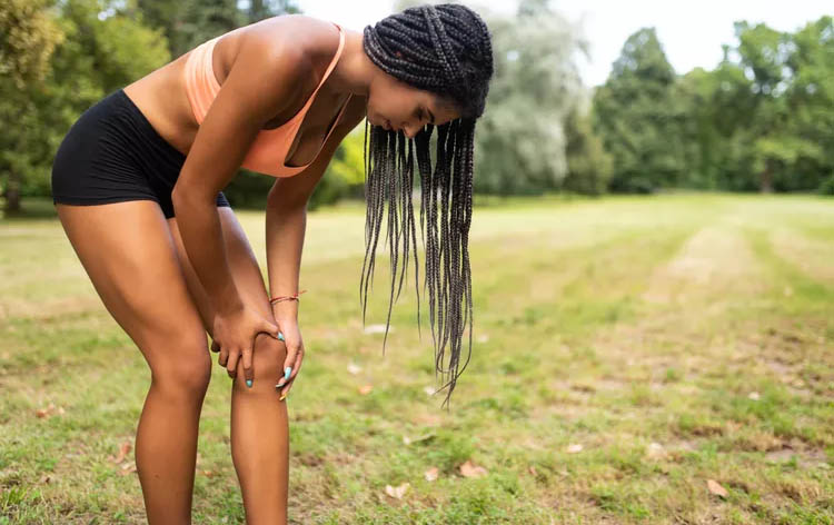 Walking habits that are wrecking your knees