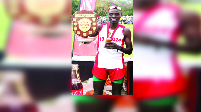 Spotlight on Four-Minute Mile qualifer