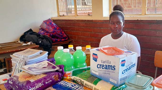 Youth charity donates to Thembiso Children’s Home