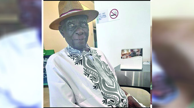 Centenarian liberation struggle war icon dies