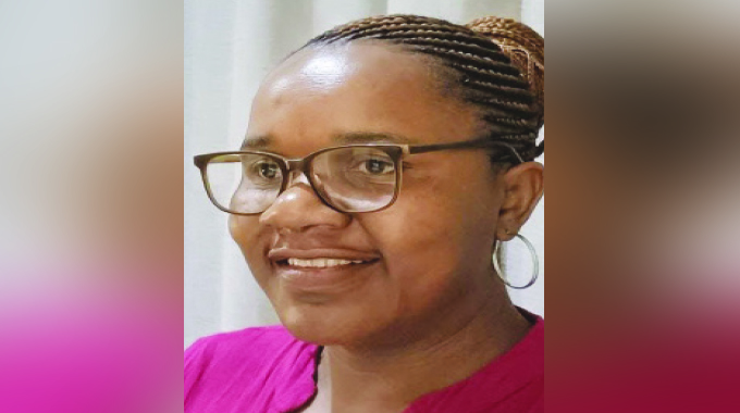 Former Chronicle journalist to be buried today