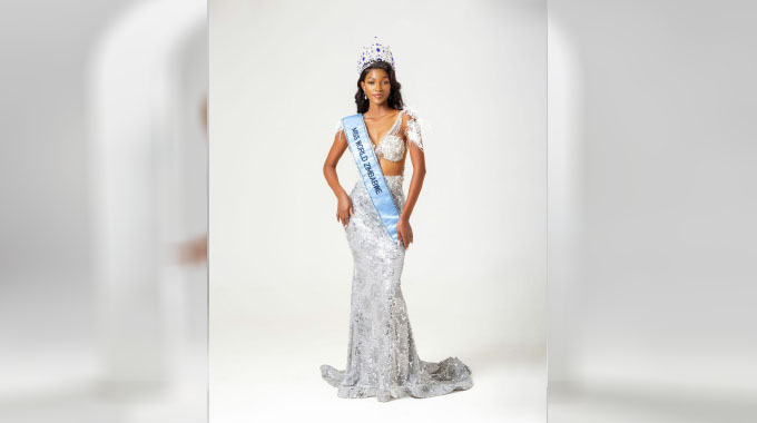 ‘GO SLAY, COURTNEY!’… Ex-Queen Lorraine backs Zimbabwe’s golden girl at Miss World
