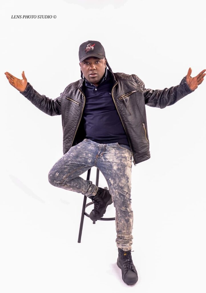Dino Mudondo