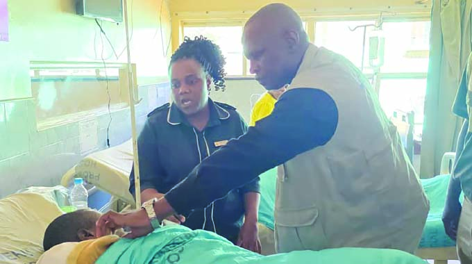 Gweru Provincial Hospital clears dozens of bus crash casualties