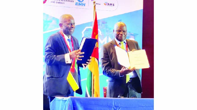 Zimbabwe, Mozambique sign landmark energy deal