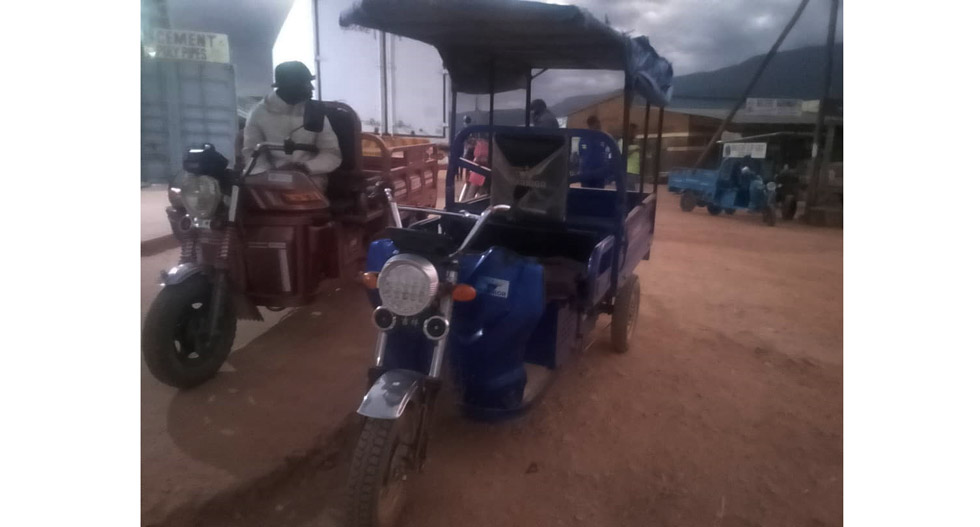 CONVINIENT AND CHEAP . . . Mobility scooters have invaded most outlying urban areas of Manicaland such as Hauna in Honde Valley and Chipinge where many prefer to hire them because of the cheap prices compared to cars. – Picture: Ray Bande