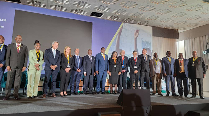 Stakeholders commend Zim’s commitment to debt resolution