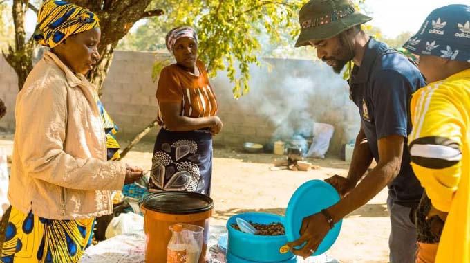 Indlela zonke ziqonda e-Amagugu