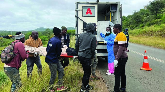 Gwanda community praised for role in train accident rescue
