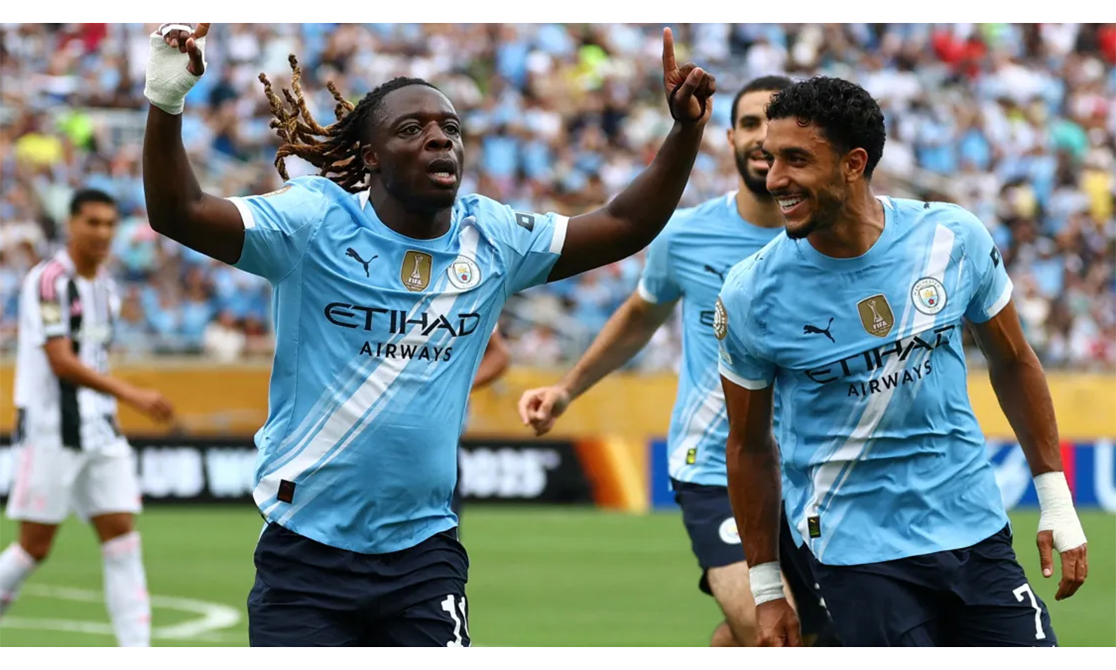 City light up Club World Cup