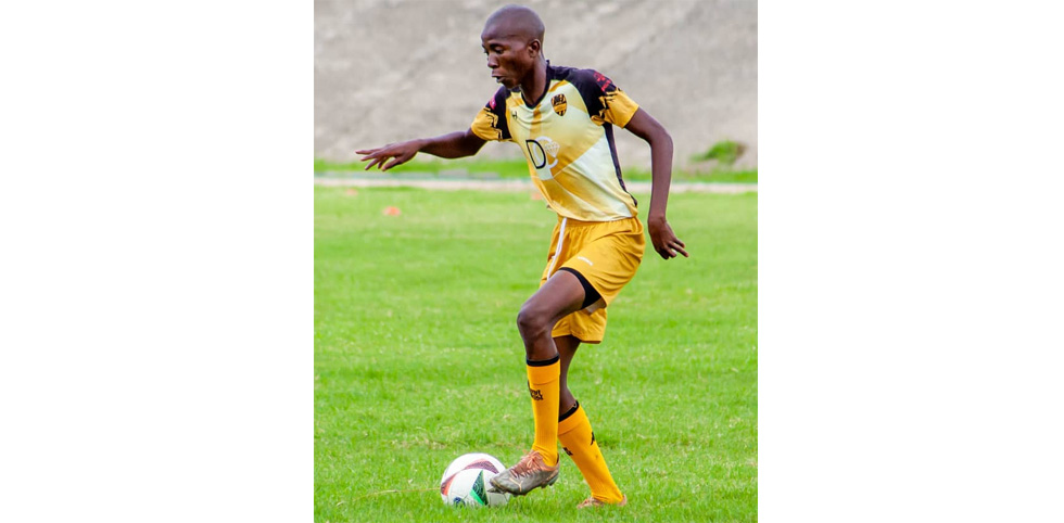YOUNG AND TAKENTED . . . 18-year old second half substitute Sibusiso Ndlovu, who was only featuring in his second match for Manica Diamonds line up, scored for the Mutare side in the one all stalemate against Ngezi Platinum on Saturday