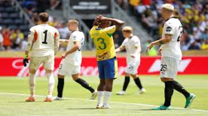 SUNDOWNS STUNG IN 7-GOAL SIZZLER! Jobe Bellingham strikes as Dortmund survive late scare