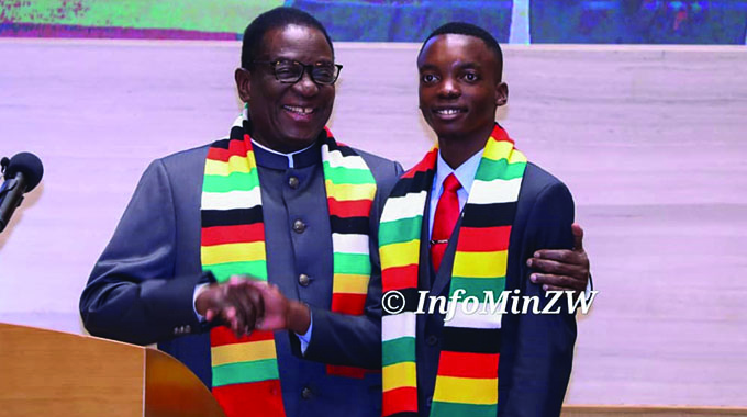 Youth are pillars of Zimbabwe’s future — President