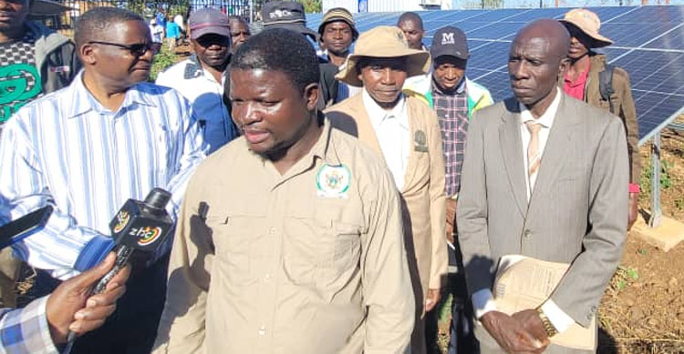 Government to avail more community radio station licences