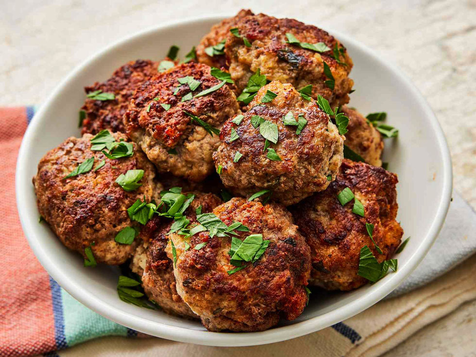Meatball madness: A simple yet delicious pasta recipe
